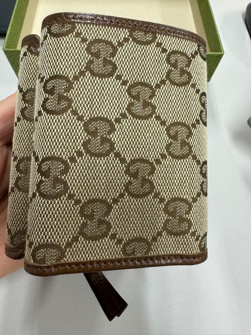 Gucci財布