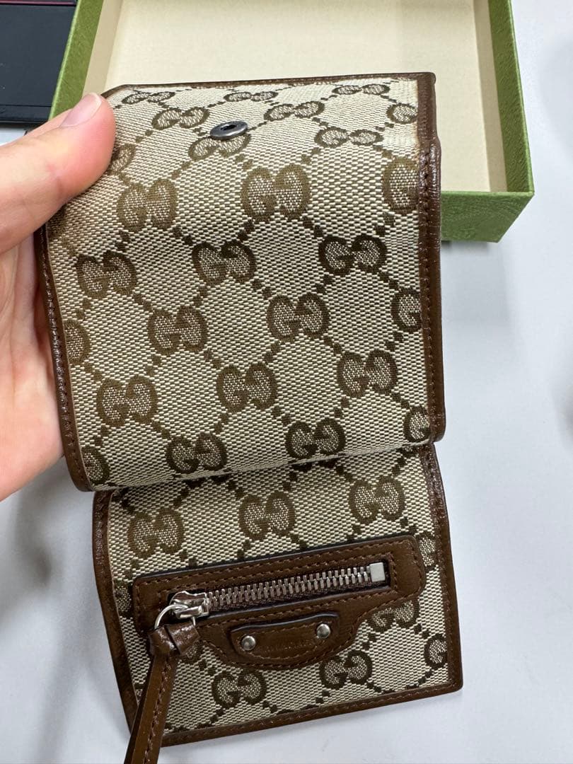 Gucci財布