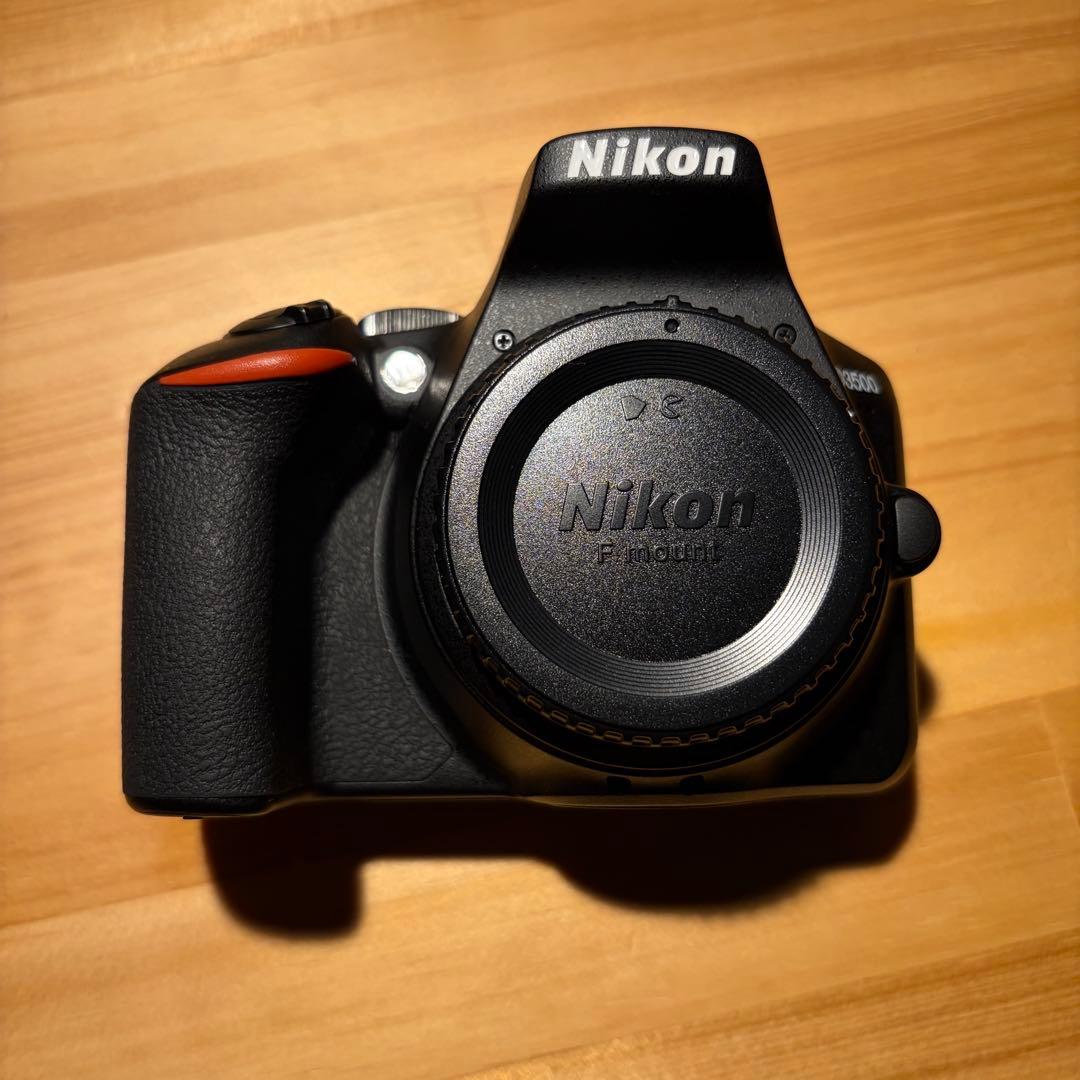 【美品】Nikon D3500 本体＋レンズ2種セット