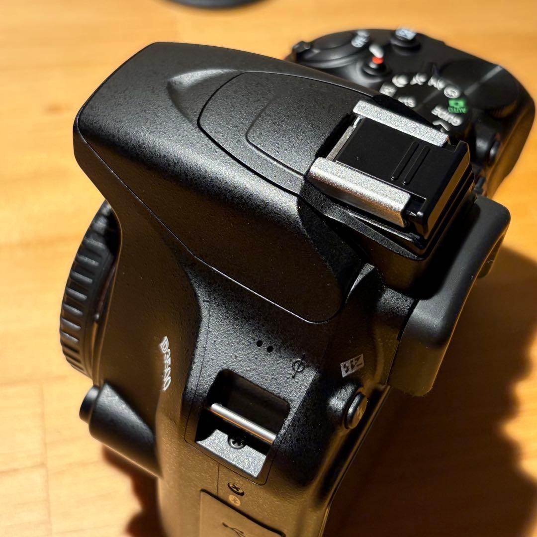 【美品】Nikon D3500 本体＋レンズ2種セット