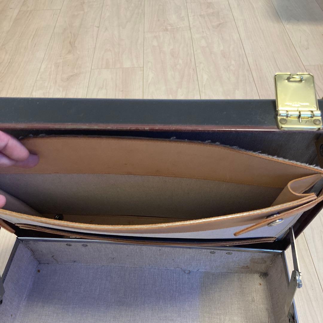 希少・美品】グローブトロッター トラベルケース（ブラウン）大阪直営店購入／鍵なし