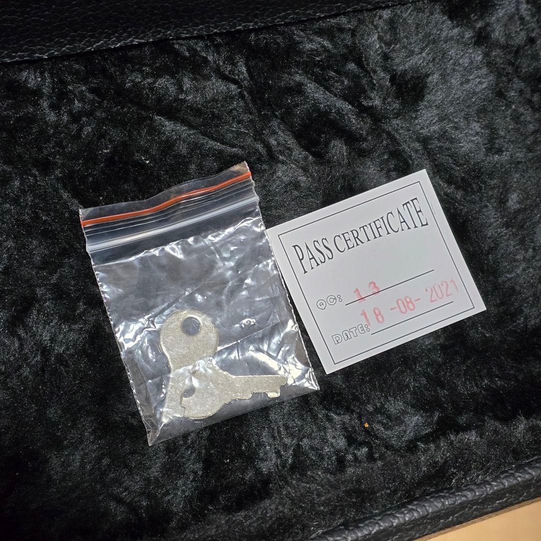 y*i様 【ハードケース】fender classic series wood