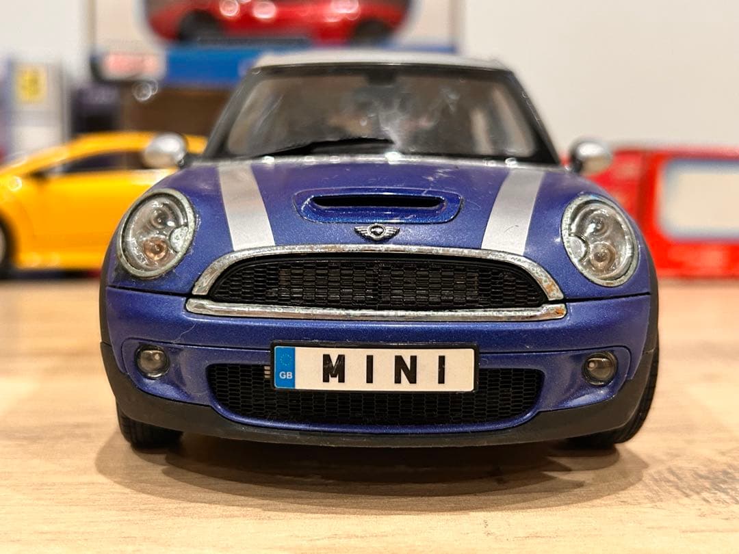 京商　MINI Cooper クラブマン　1/18 ミニクーパー　模型　ミニカー