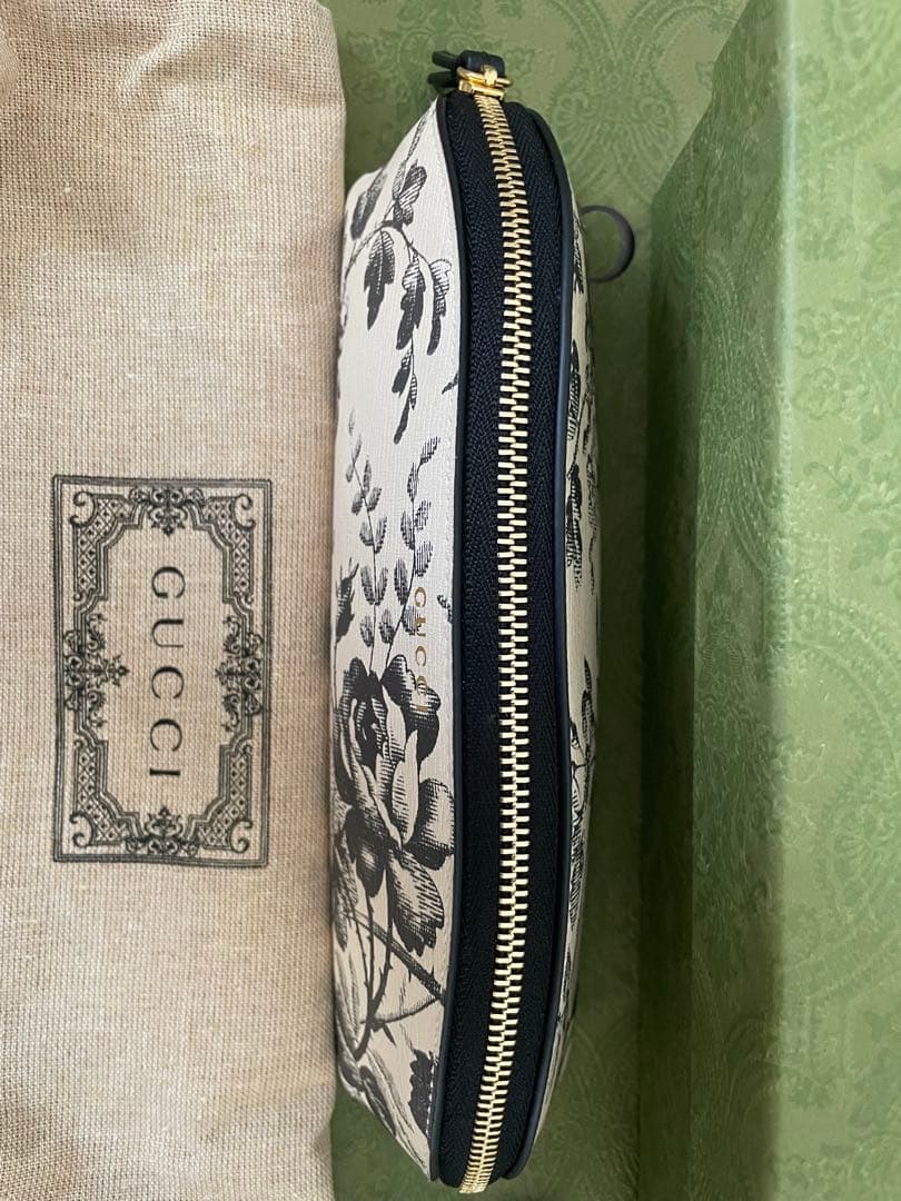 【新品】GUCCI　筆箱ペンケース　ハーバリウム