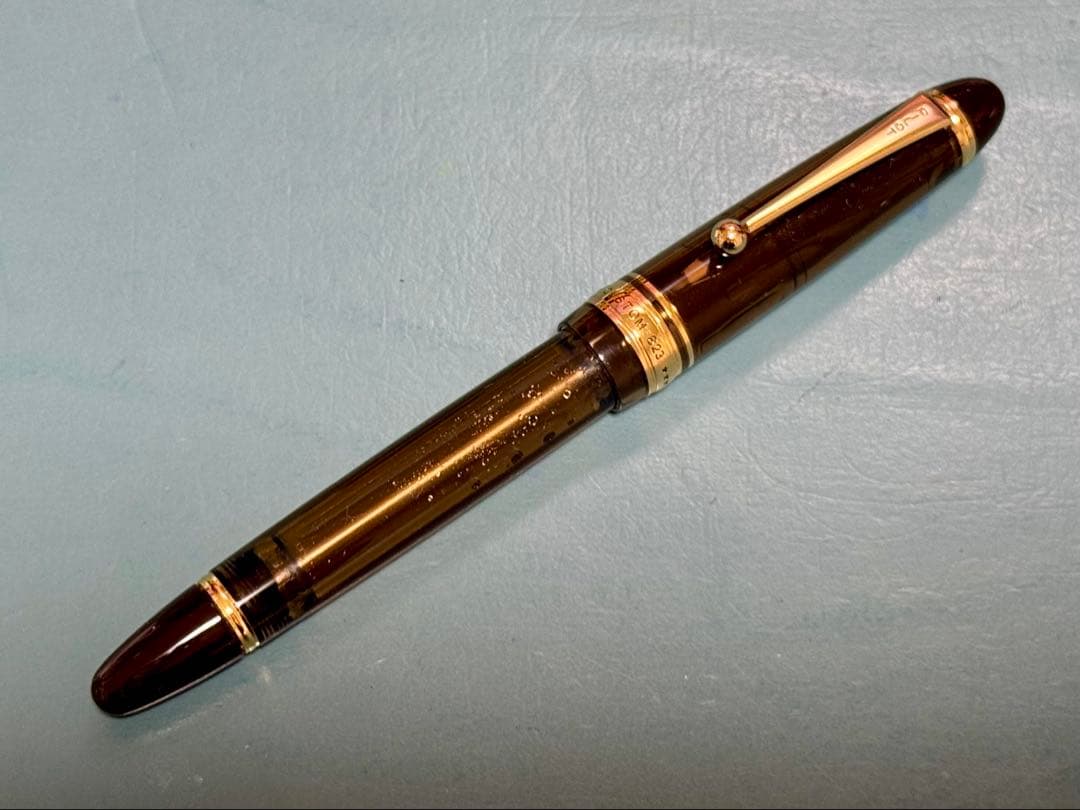 PILOT 万年筆 カスタム823 プランジャー式　(M)