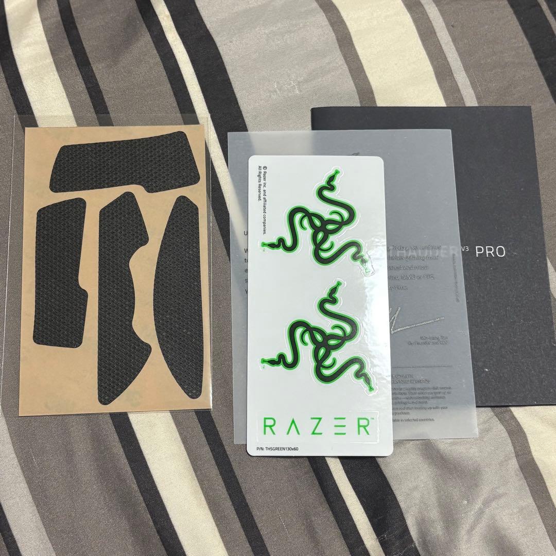 Razer DeathAdder V3 Pro White Edition 本体