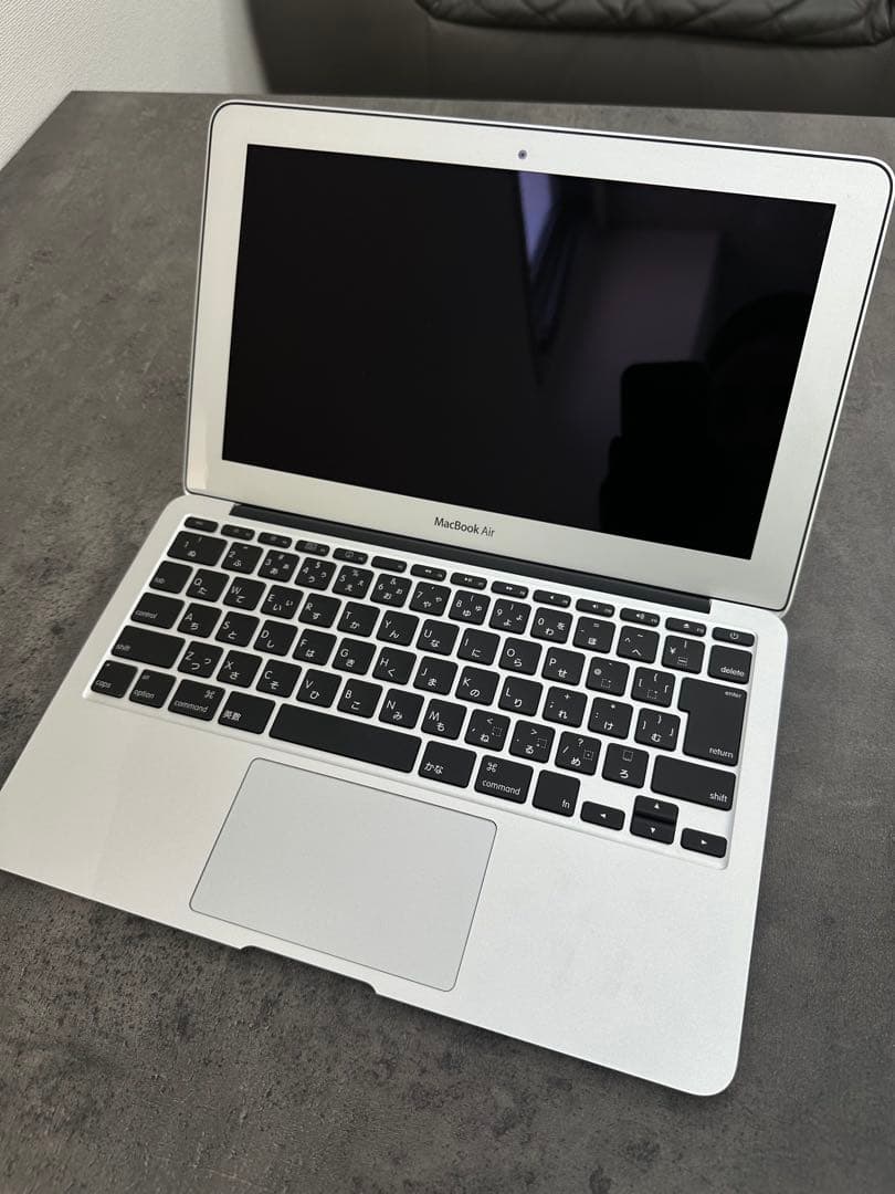 Apple MacBook Air 13インチ