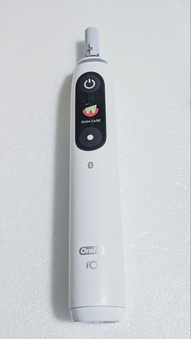 美品!　ブラウン　電動歯ブラシ　オーラルB　 io 8　Type3758　動作品