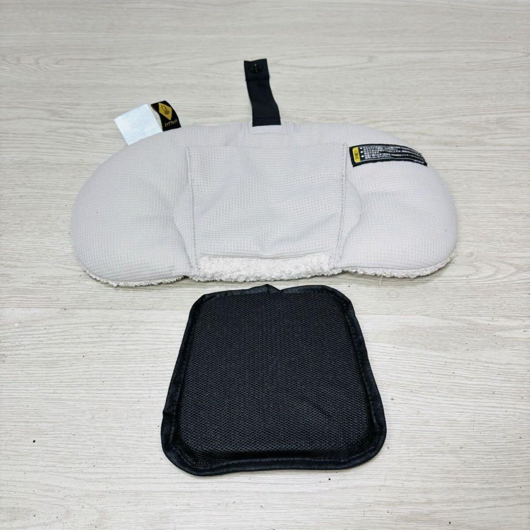 手洗い済み☆combi クルムーヴスマート 新生児クッション 白