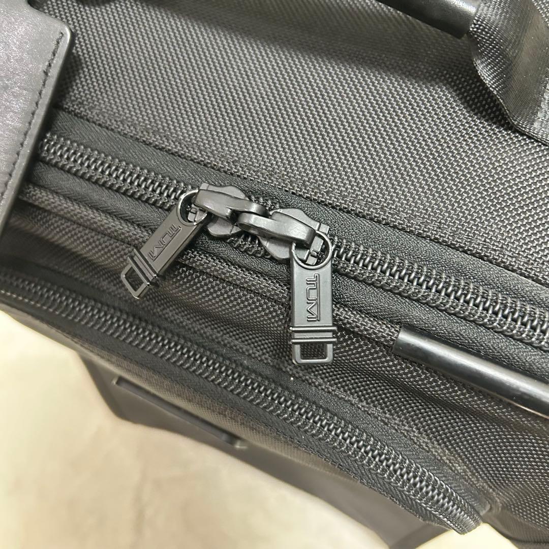 【美品】トゥミ　アルファ　スーツケース　キャリーケース　ブラック