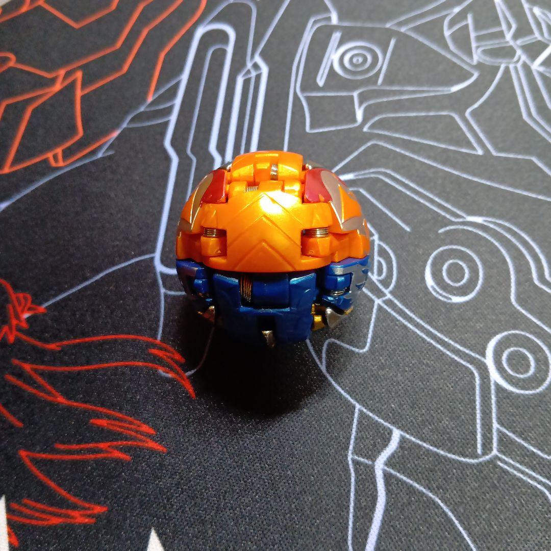 爆丸　轟ガリュウ　狩ルカン