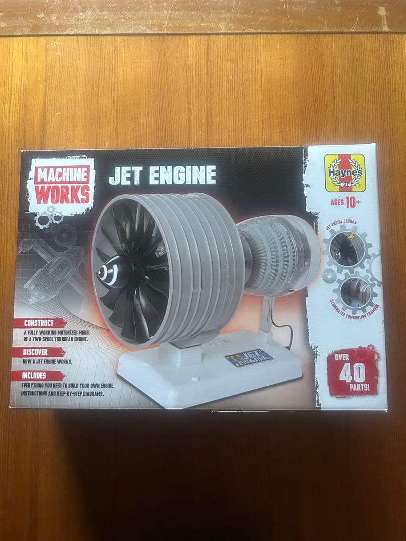 JET ENGINE 組み立てキット 40パーツ以上