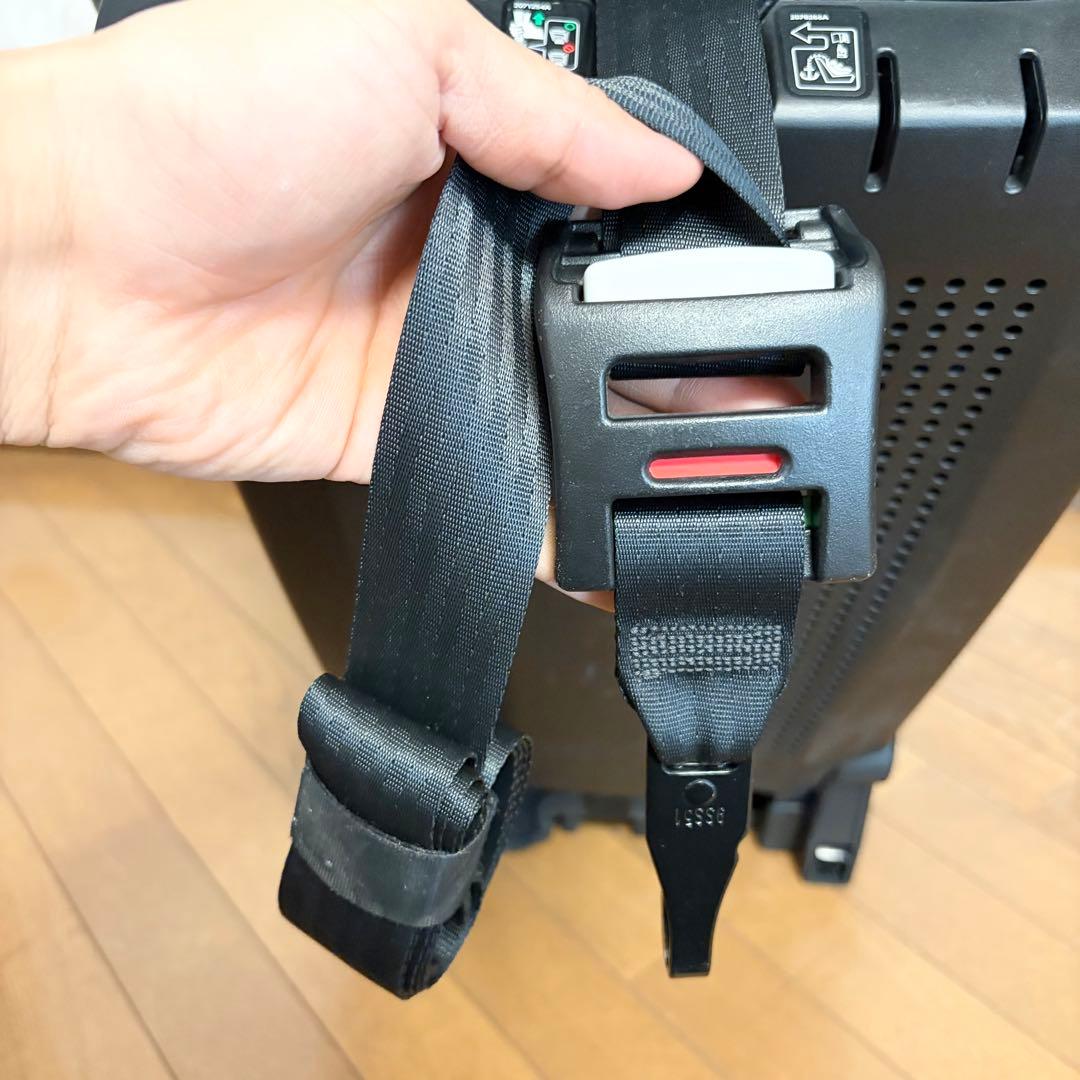 エールべべ パパット2 プレミアム カーボンブラック ISOFIX CF533