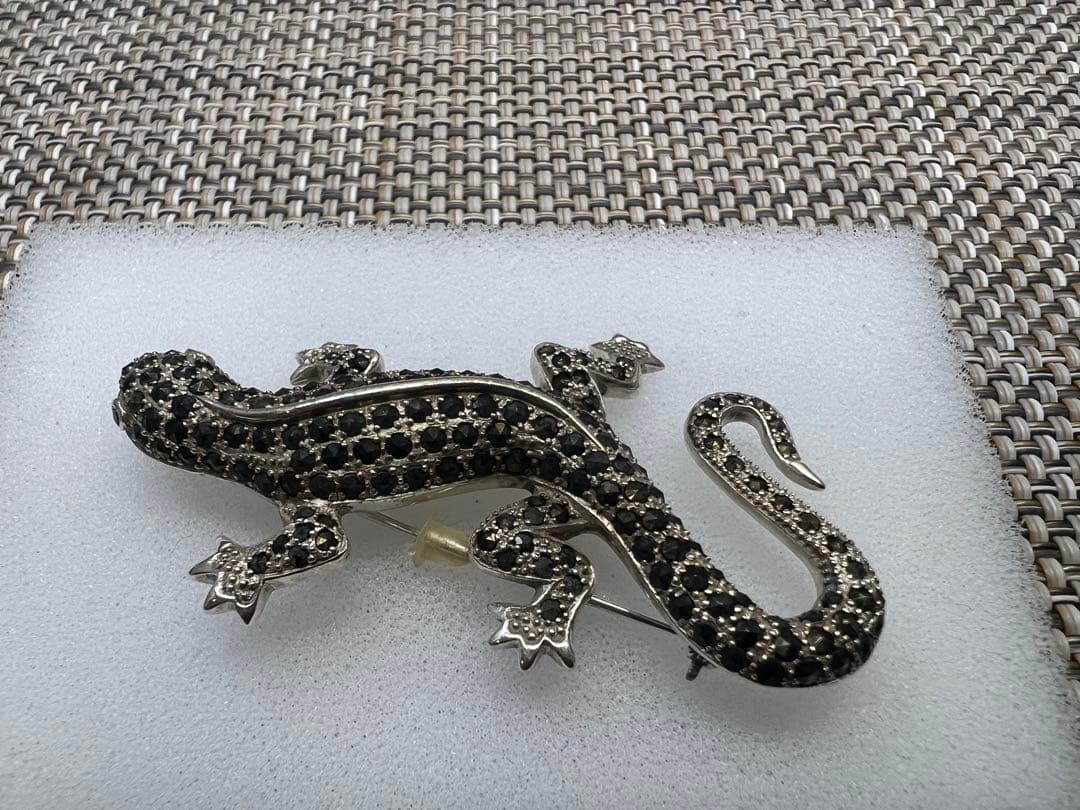 トカゲ　ブローチ　008