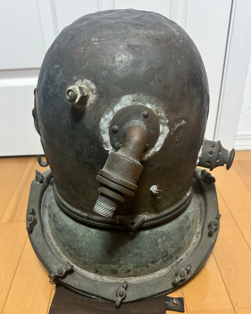 潜水ヘルメット