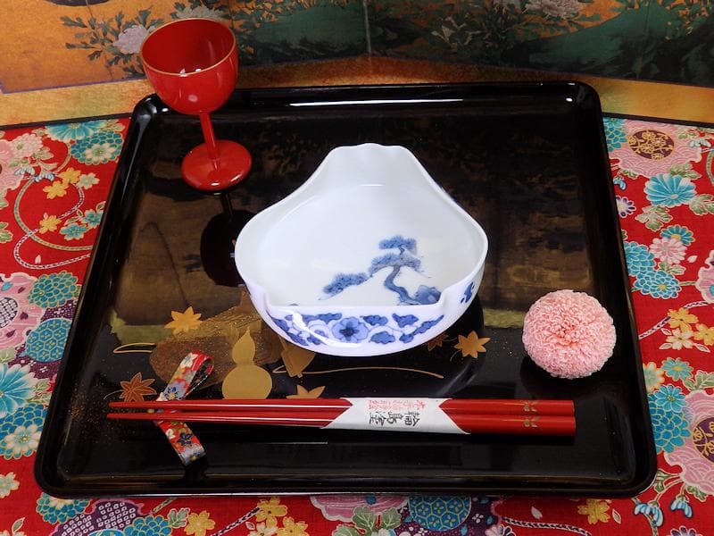 平戸　古伊万里　染付　岩に松の図　富士型変形皿　B354AS-DCk