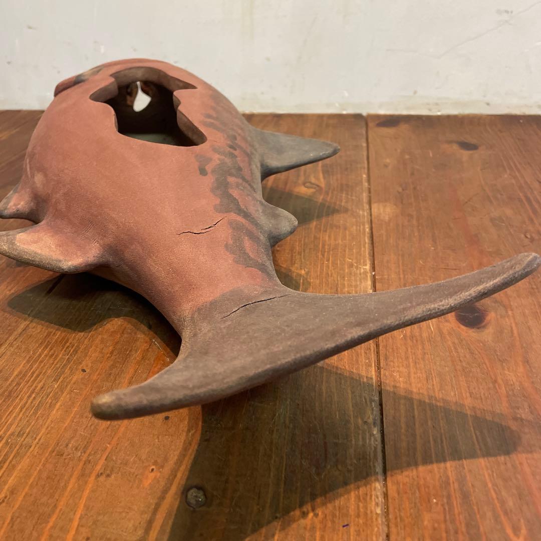 美品　陶芸　焼物　魚　花器　陶器　花瓶　オブジェ　重厚感ある　花入