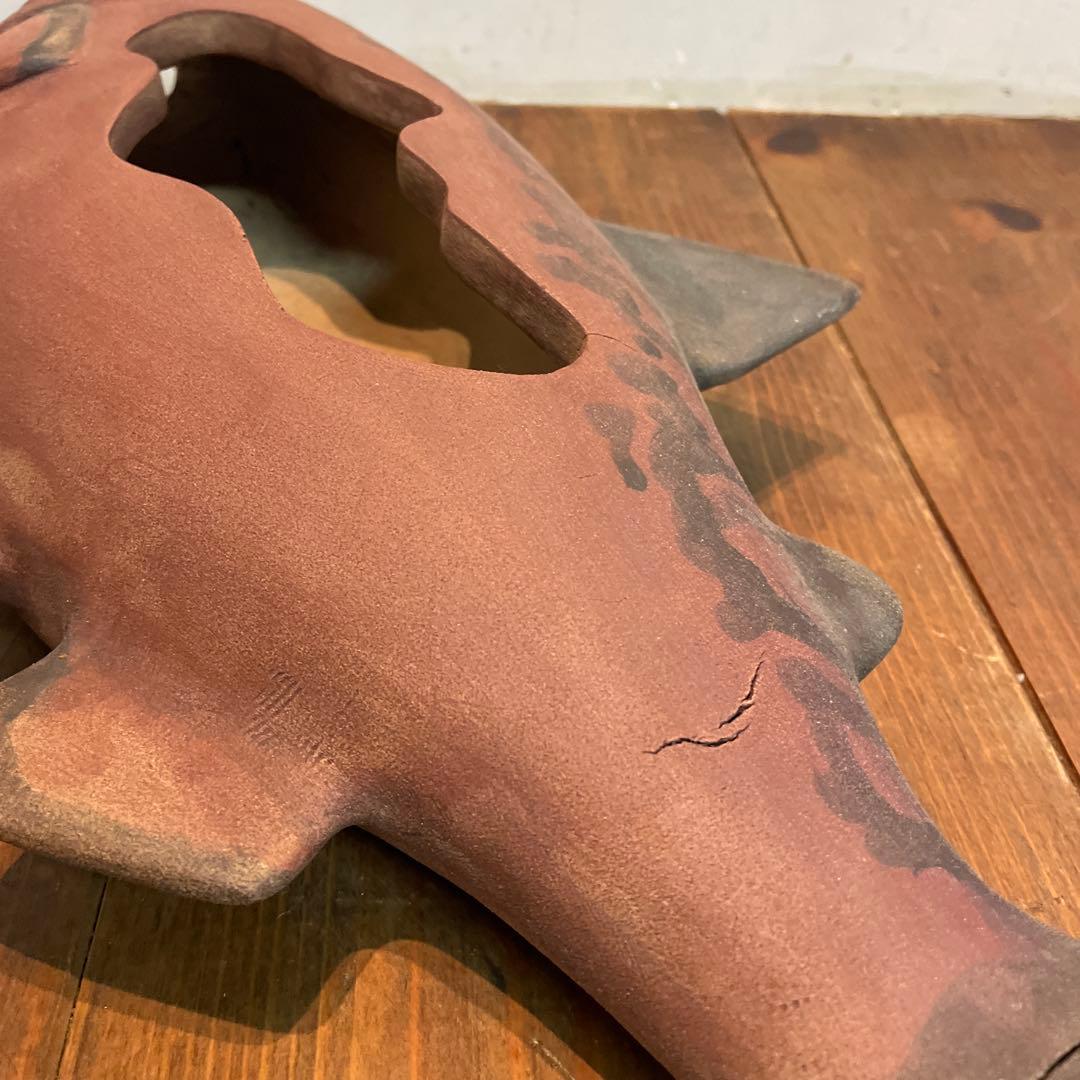 美品　陶芸　焼物　魚　花器　陶器　花瓶　オブジェ　重厚感ある　花入