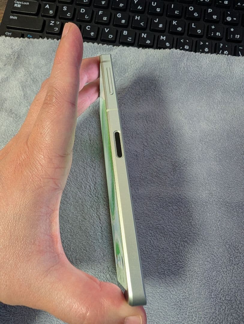 美品、AQUOS sense8（docomo）