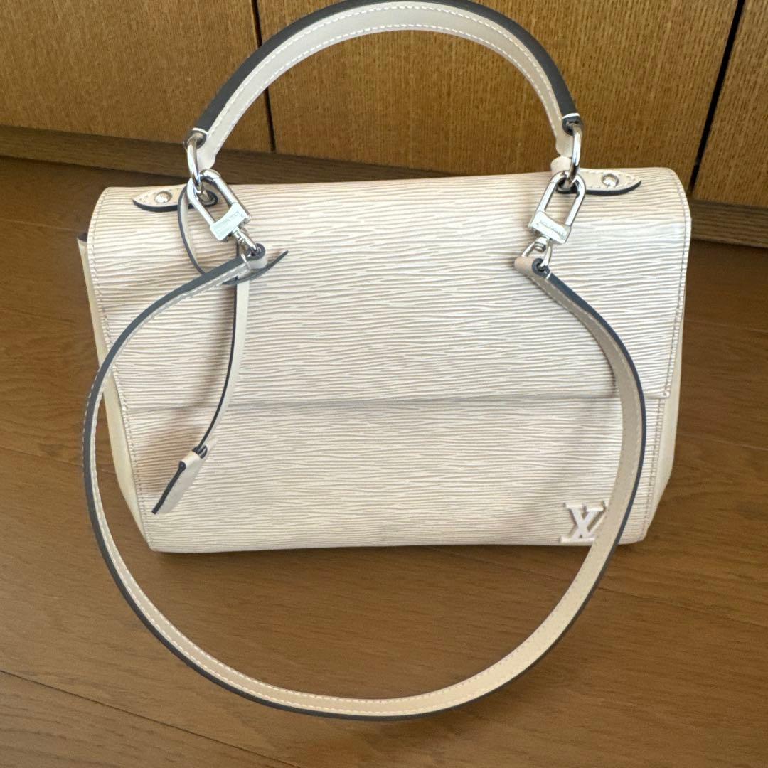 K*様 ルイヴィトン　クリュニー　エピ