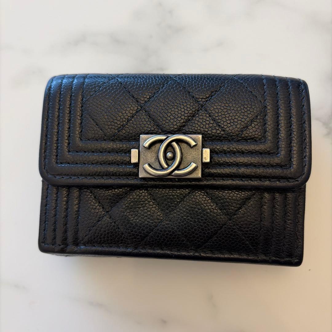 CHANEL ボーイシャネル 三つ折り財布