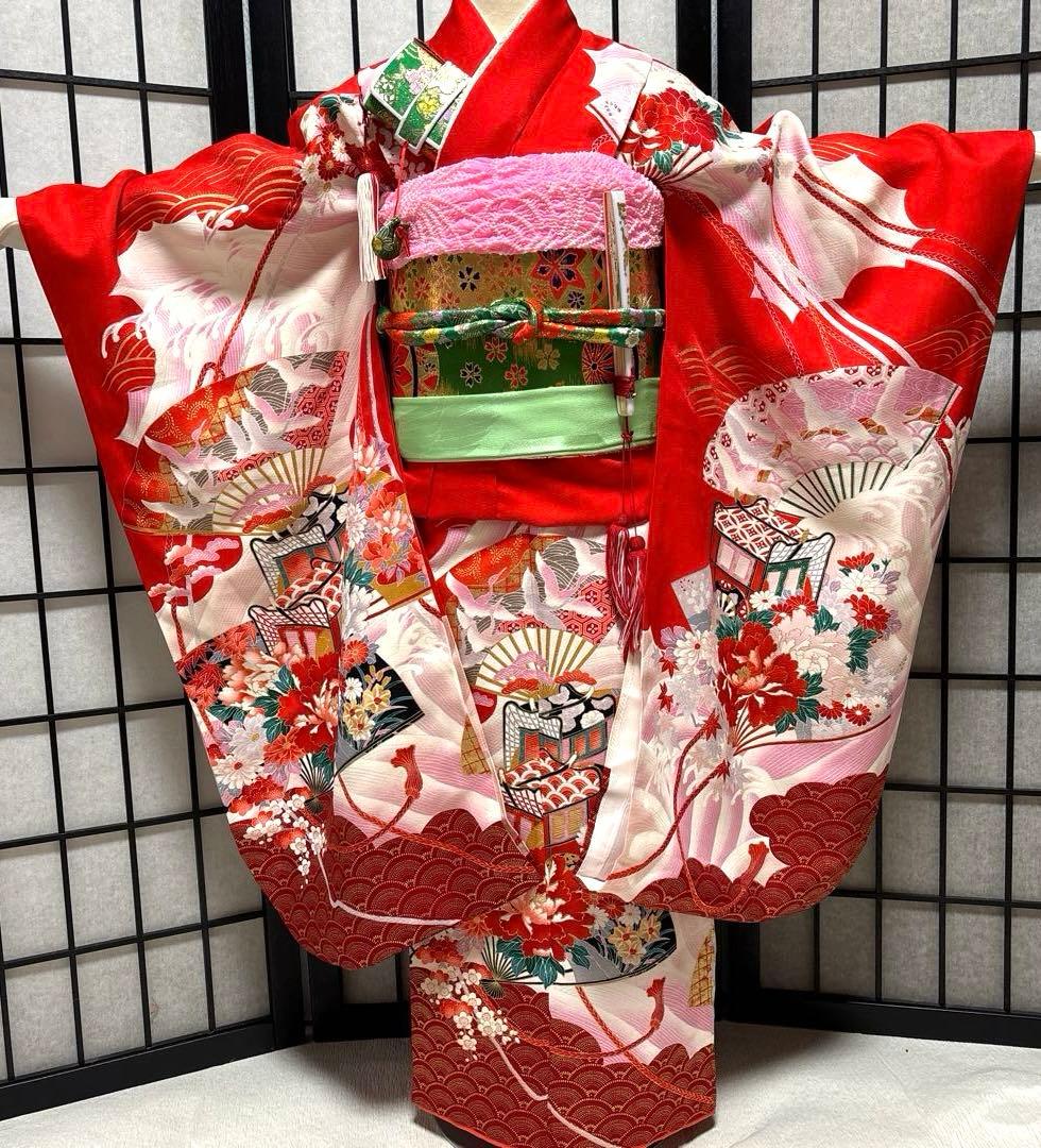 七五三　着物セット　7歳　正絹　古典柄　赤色