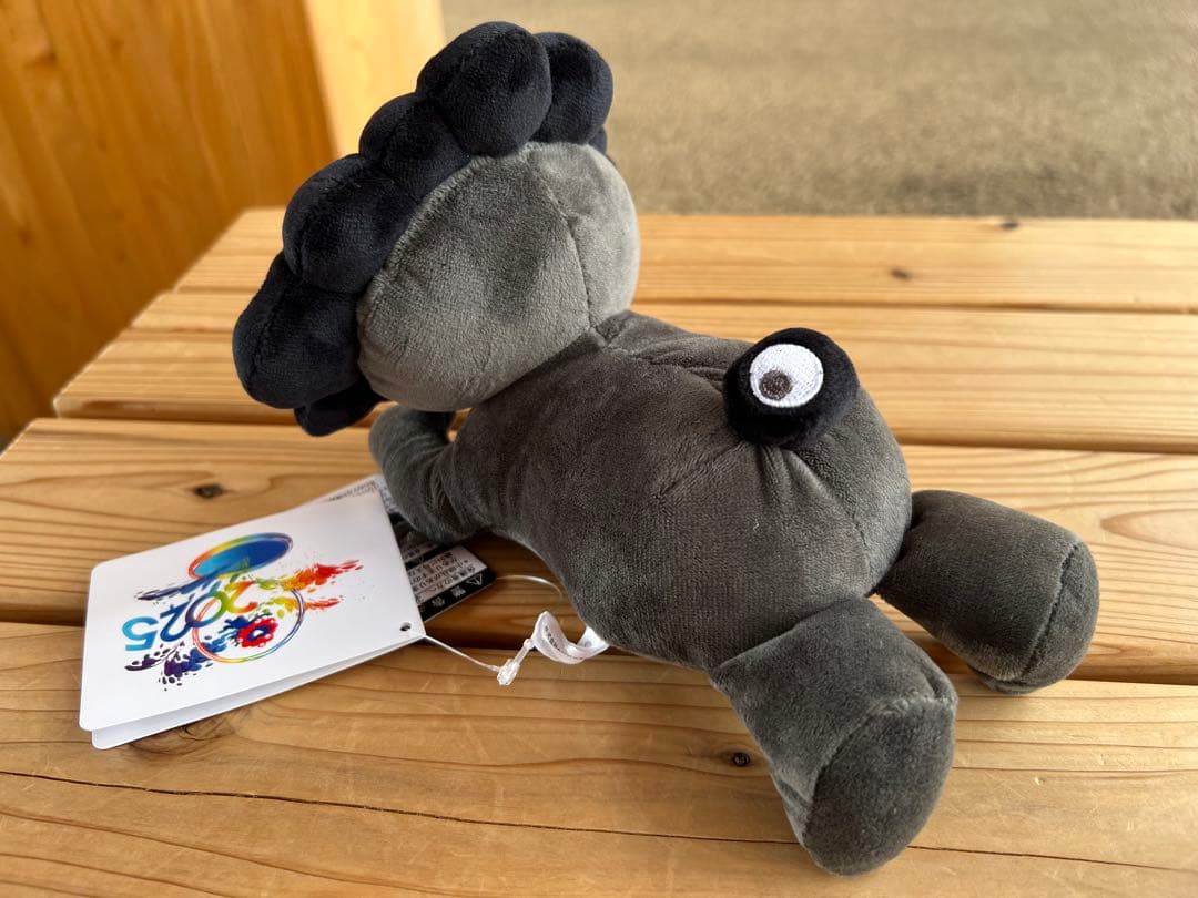 大阪関西万博 黒ミャクミャク マスコット ブラック　這い型　ぬいぐるみ S