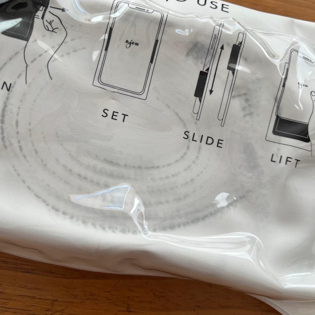 p*n様 familiar ajew iPhoneケース