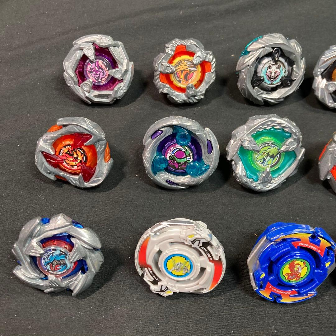 ベイブレードまとめ売り ベイ17個 ケース