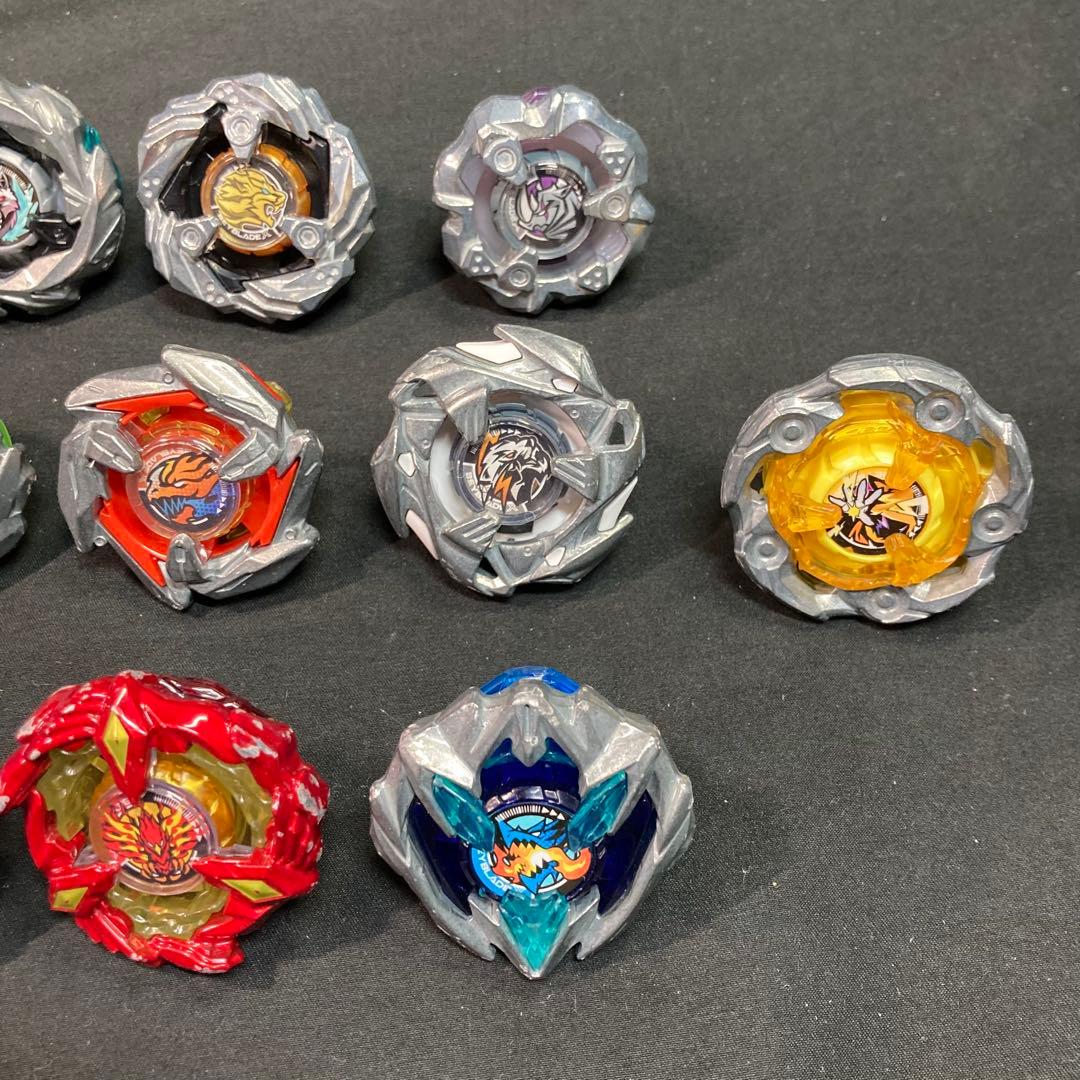 ベイブレードまとめ売り ベイ17個 ケース