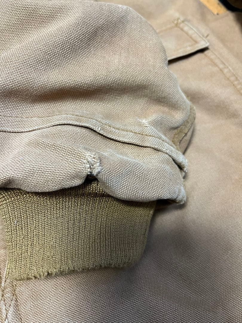 Carhartt シベリアンパーカー