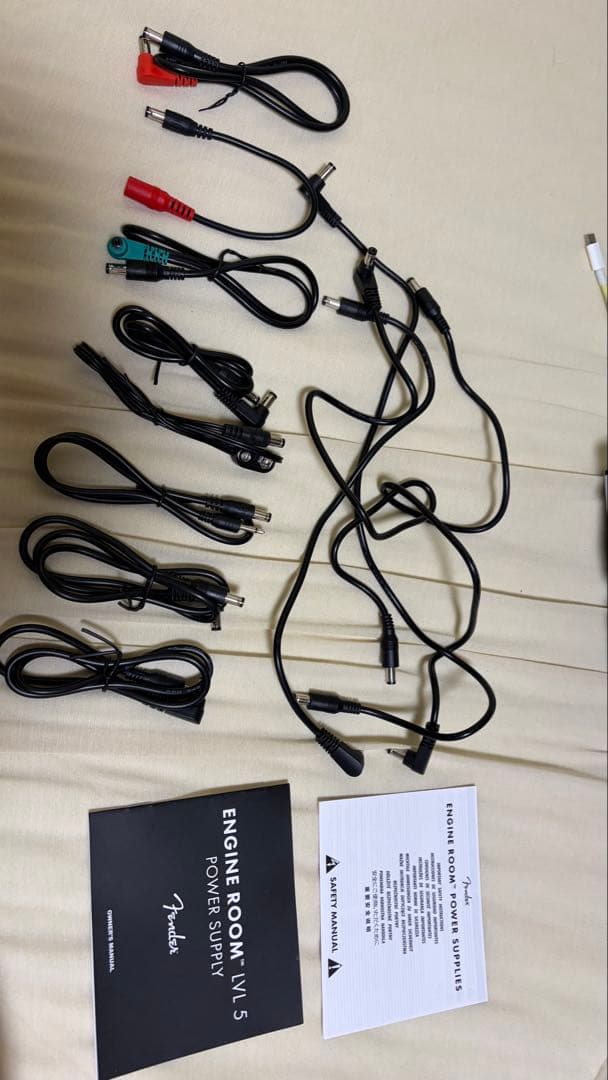 Fender ENGINE ROOM LVL 5 パワーサプライ