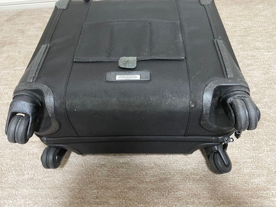 TUMI コンパクト・4ウィール・ブリーフ　ALPHA2 キャリーケース