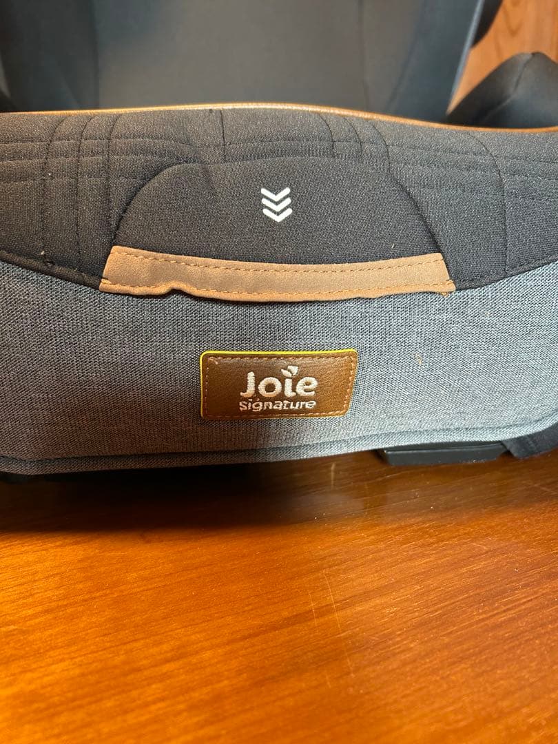 Joie ジュニアシート グレー/ブラック