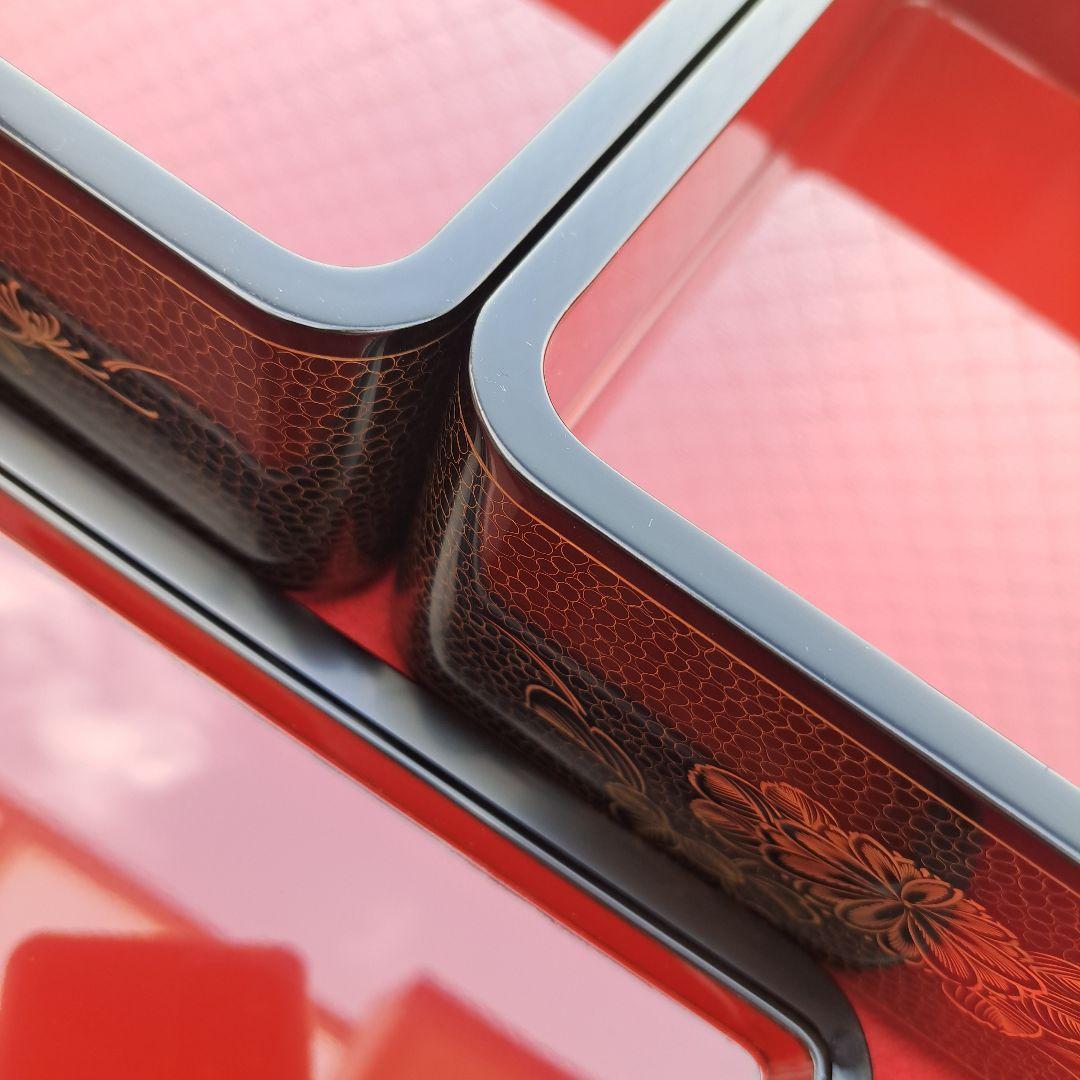 【輪島塗　7.5寸\"2段重箱&重箱台】布着本堅地　沈金\"四君子　未使用品