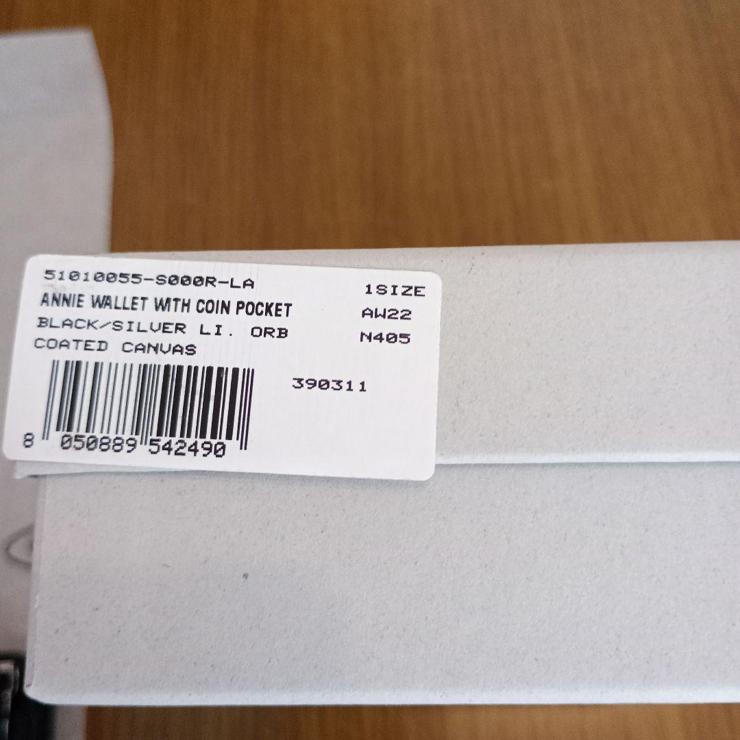 【送料無料】Vivienne Westwood 二つ折り財布