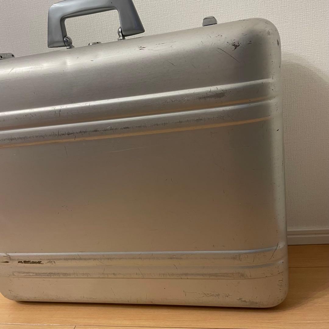 ゼロハリバートン ミニアタッシュケース 鍵なし アルミケース