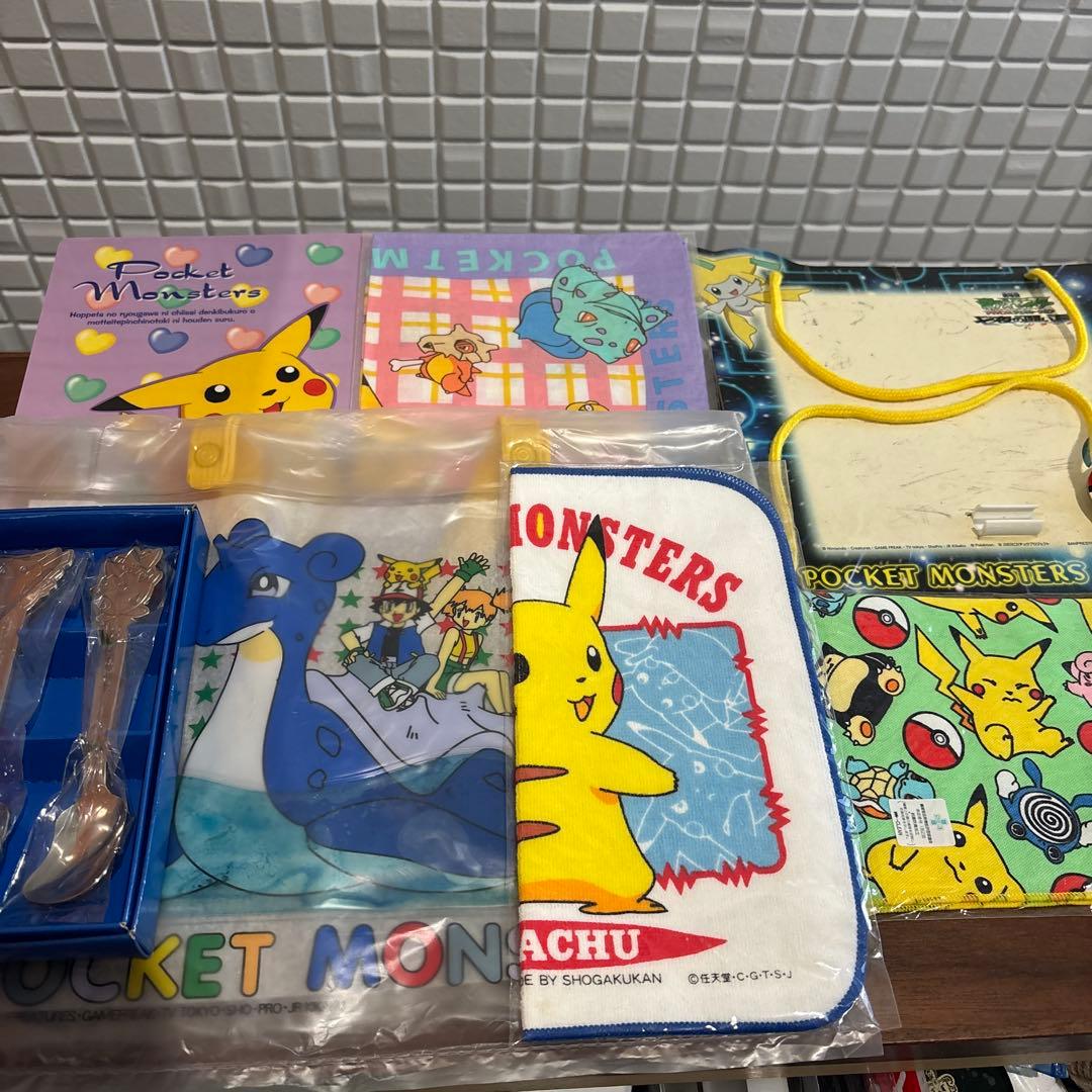 初代　ポケモングッズ　タオル　ハンカチ　ビーチバック　スプーン　黒板