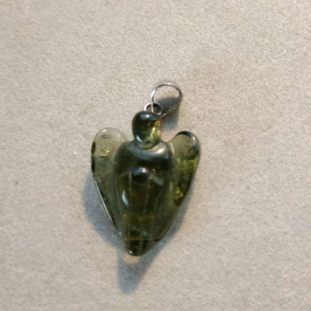 モルダバイトエンジェルペンダント