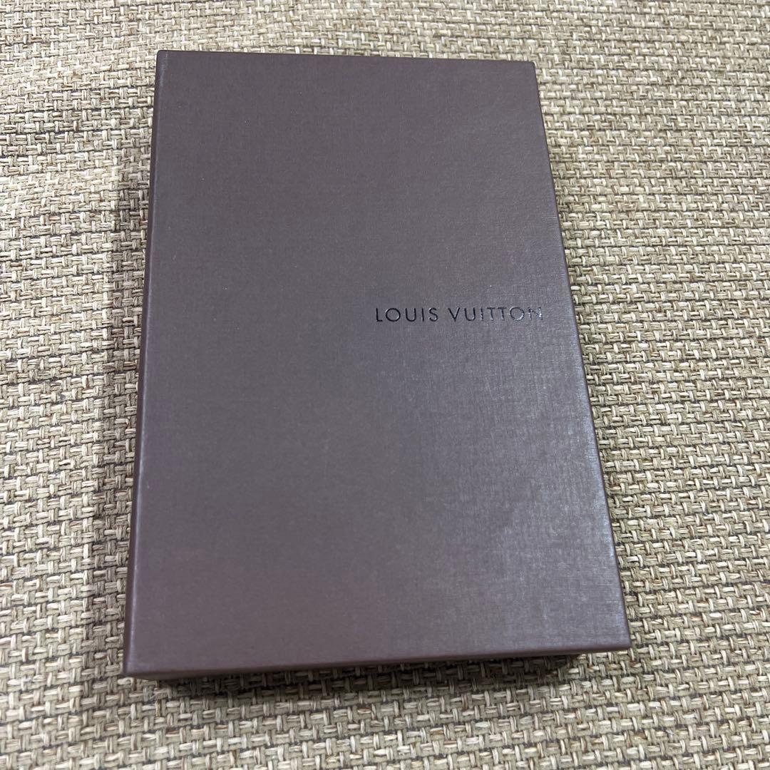 ルイヴィトン モノグラム　クーヴェルテュール パスポートカバー 未使用品　お値下