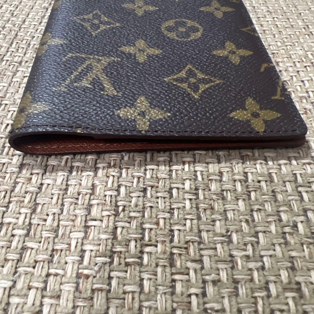 ルイヴィトン モノグラム　クーヴェルテュール パスポートカバー 未使用品　お値下