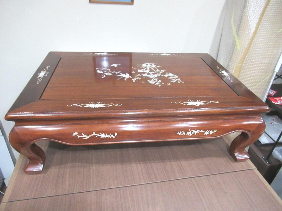 螺鈿家具 　螺鈿細工　 唐木 　花梨　鳥　花　テーブル　机　木製　ヴィンテージ