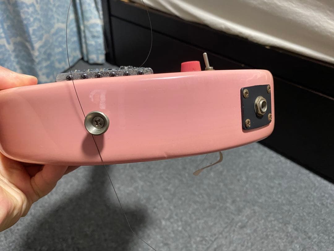 ZO-3 ピンク アンプ内蔵ミニギター FERNANDES