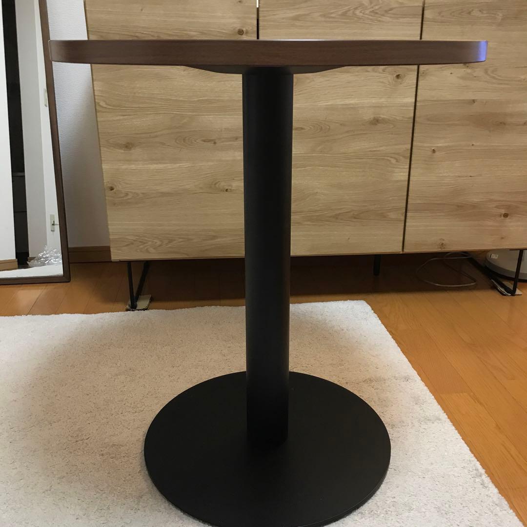 丸テーブル　直径65cm 値下げ不可