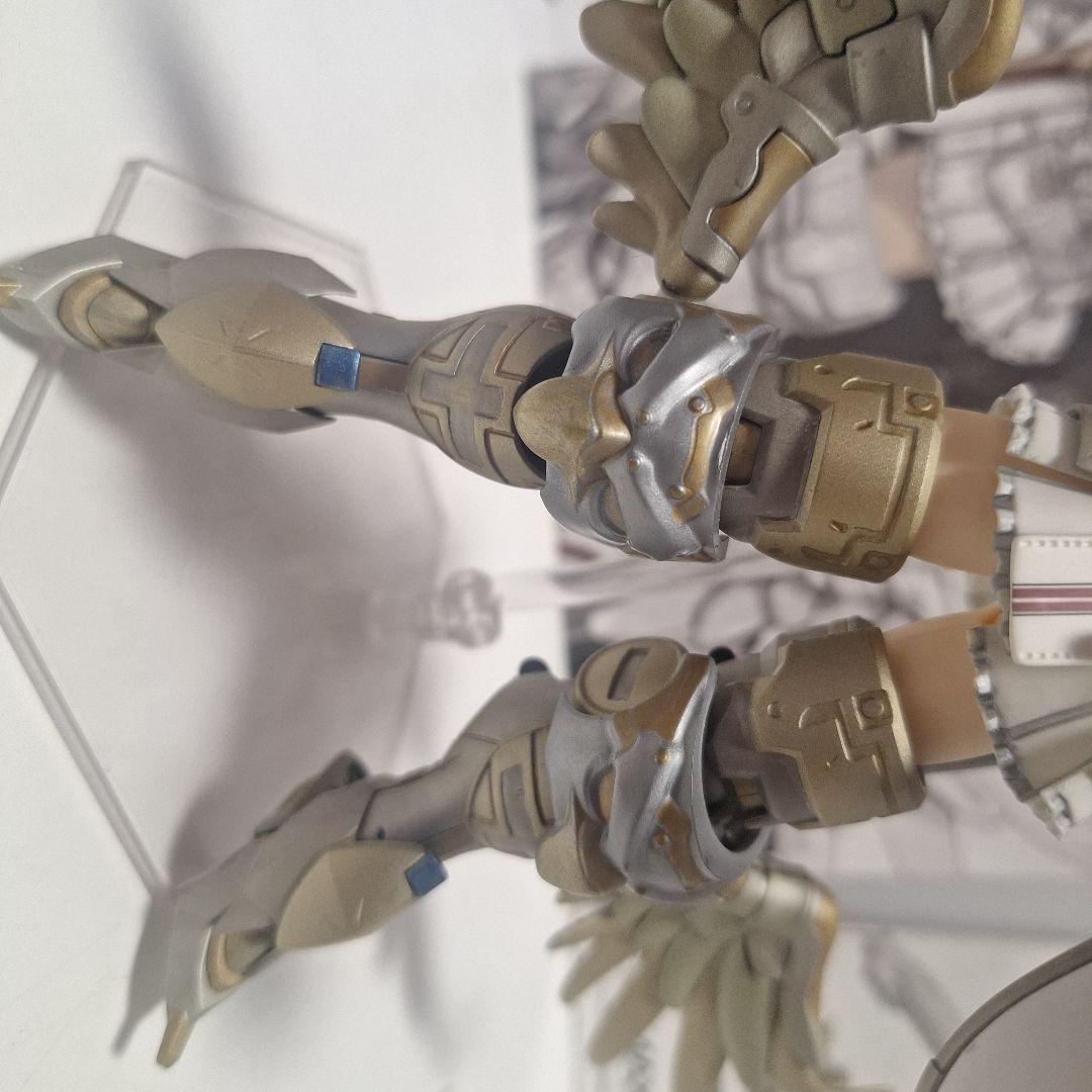 PLAMAX　GODZORDER ユリ•ゴットバスター