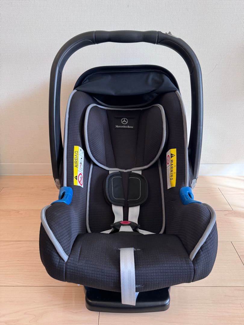 Mercedes-Benz チャイルドシート