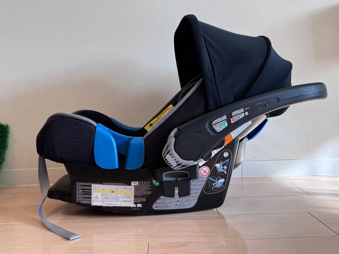 Mercedes-Benz チャイルドシート