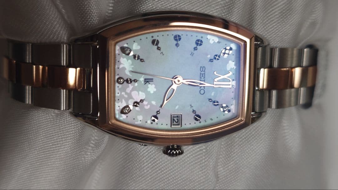 こ*ゆ様 SEIKO ルキア Sakura リミテッドエディション 1B32-0