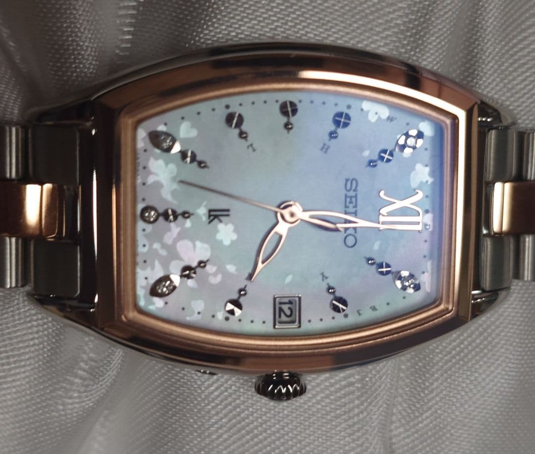 こ*ゆ様 SEIKO ルキア Sakura リミテッドエディション 1B32-0