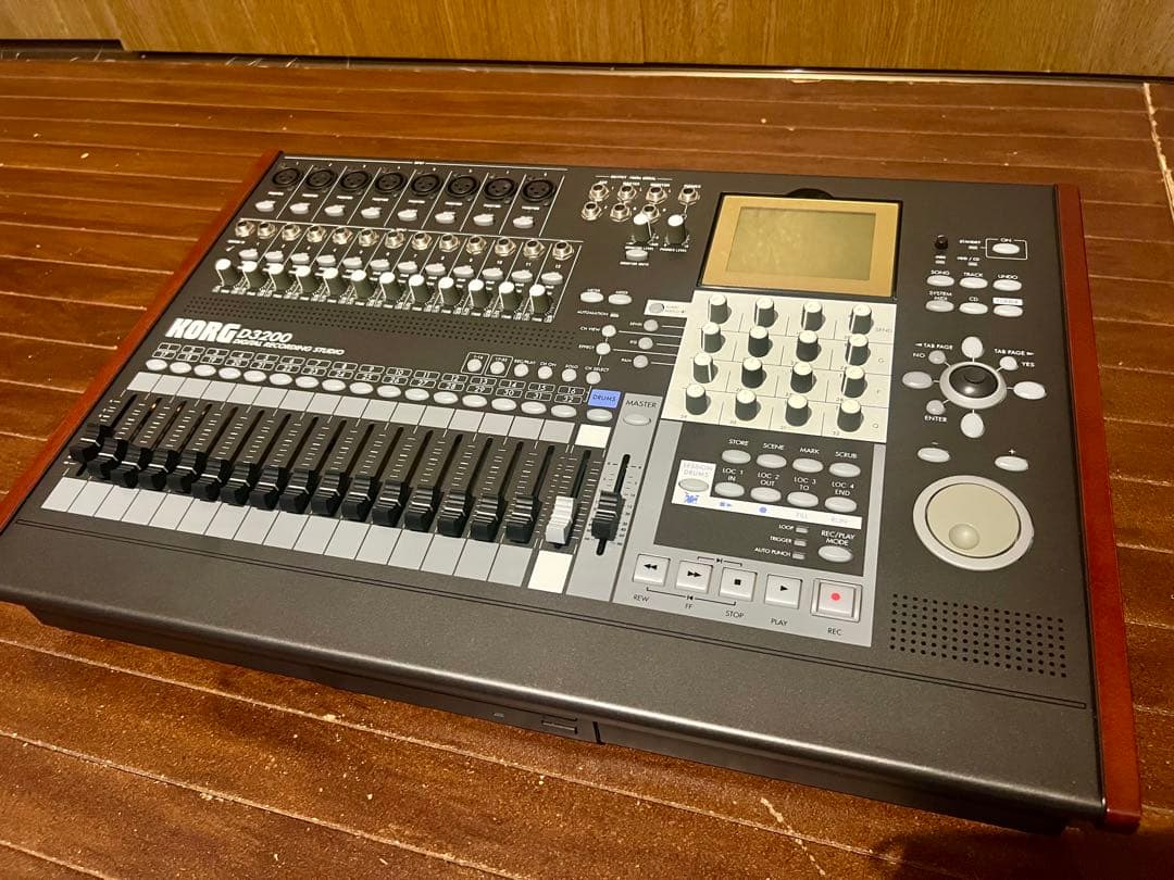 KORG D3200 マルチトラックレコーダー　説明書付き